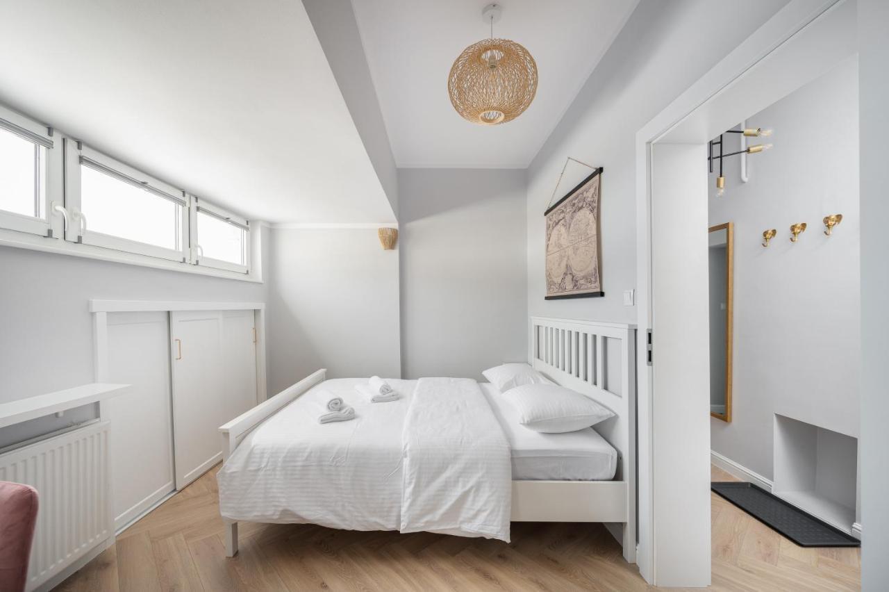 ורשה Nowy Swiat 22 Luxury Apartment מראה חיצוני תמונה