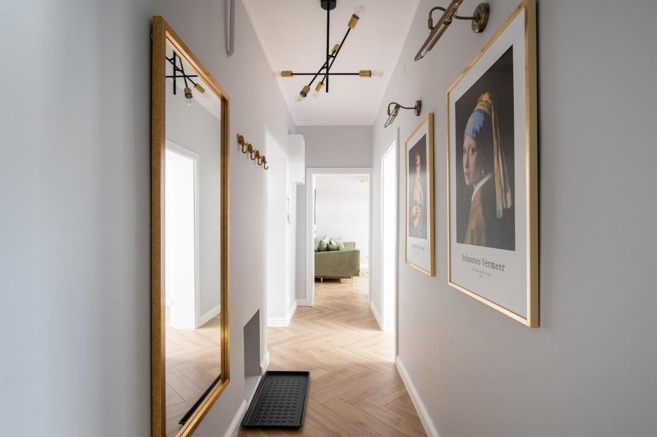 ורשה Nowy Swiat 22 Luxury Apartment מראה חיצוני תמונה